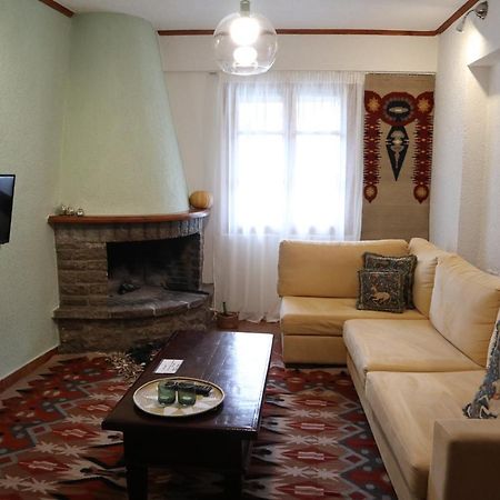 Dimos Suite Arachova Exterior foto