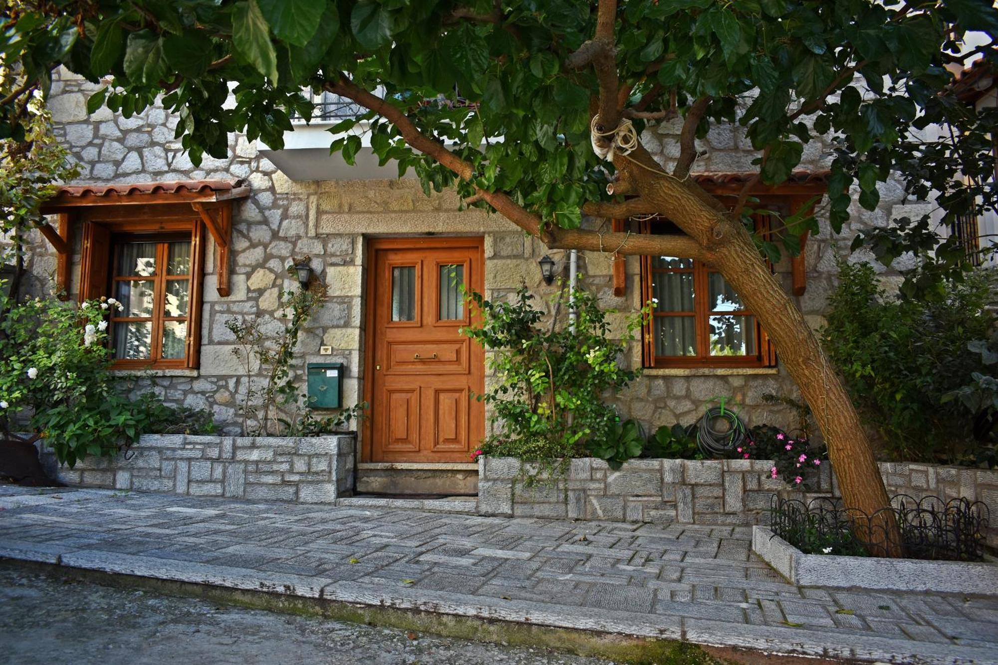 Dimos Suite Arachova Exterior foto